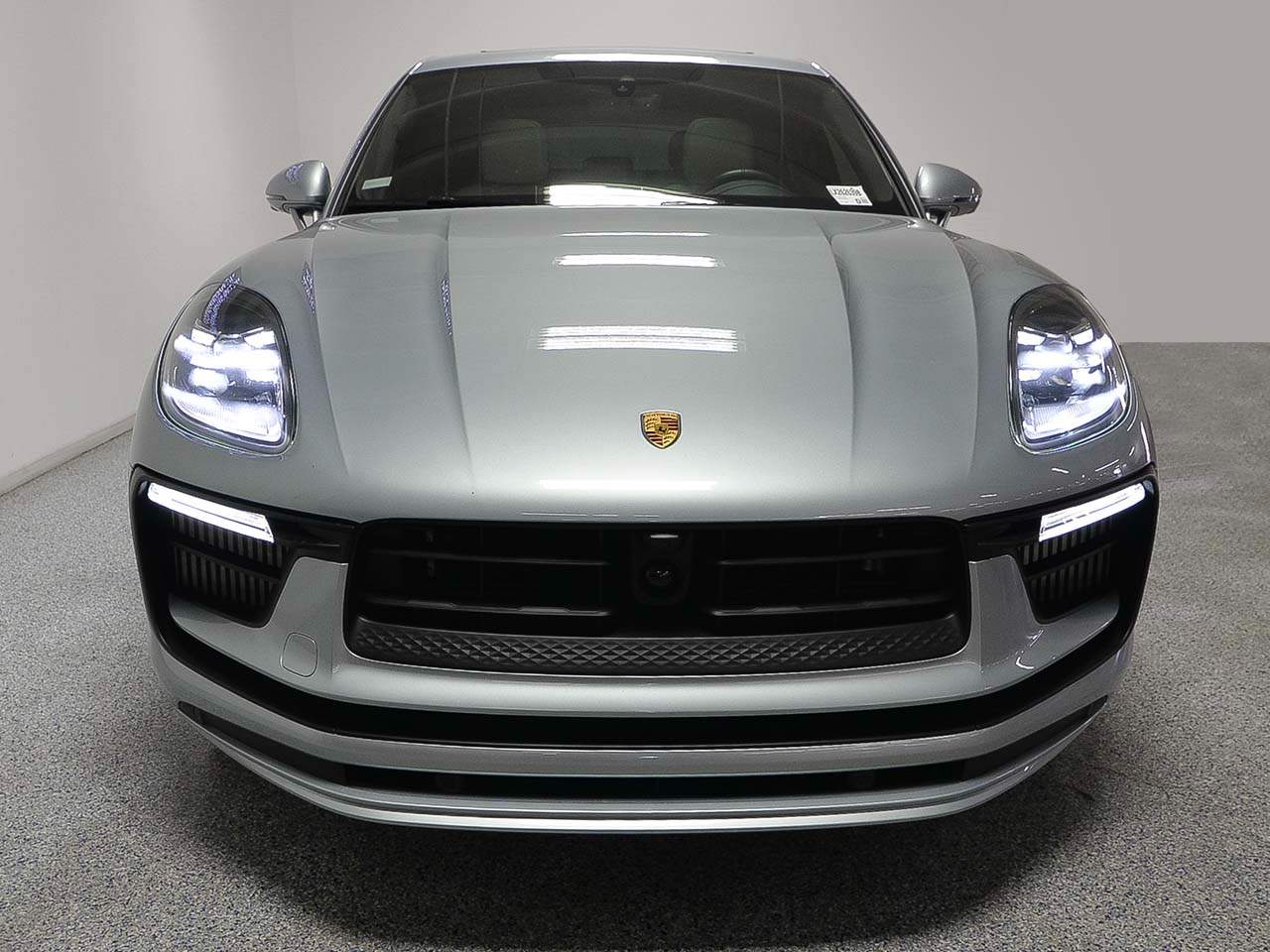 2025 Porsche Macan S