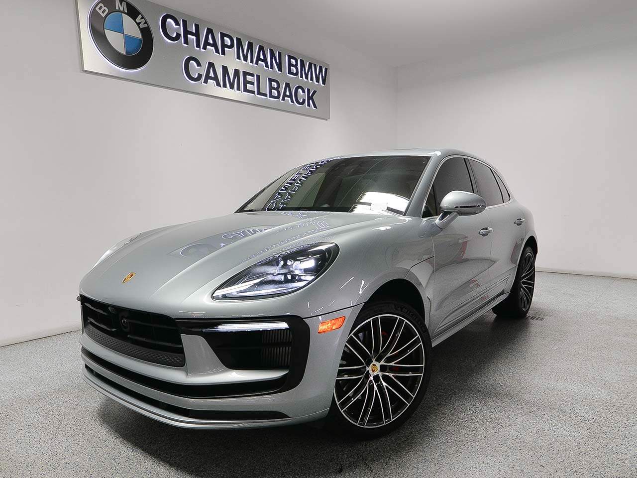 2025 Porsche Macan S