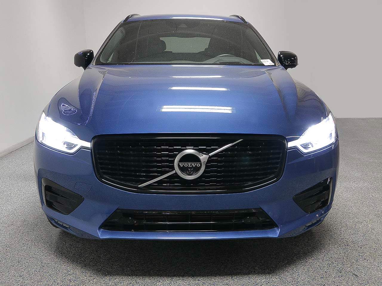 2021 Volvo XC60 T5 R-Design
