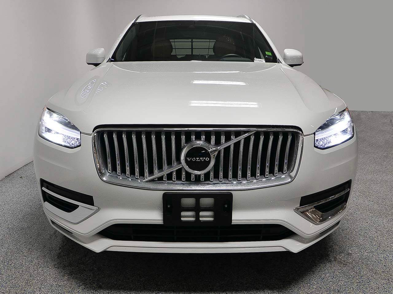 2022 Volvo XC90 Recharge T8 Inscription 7P