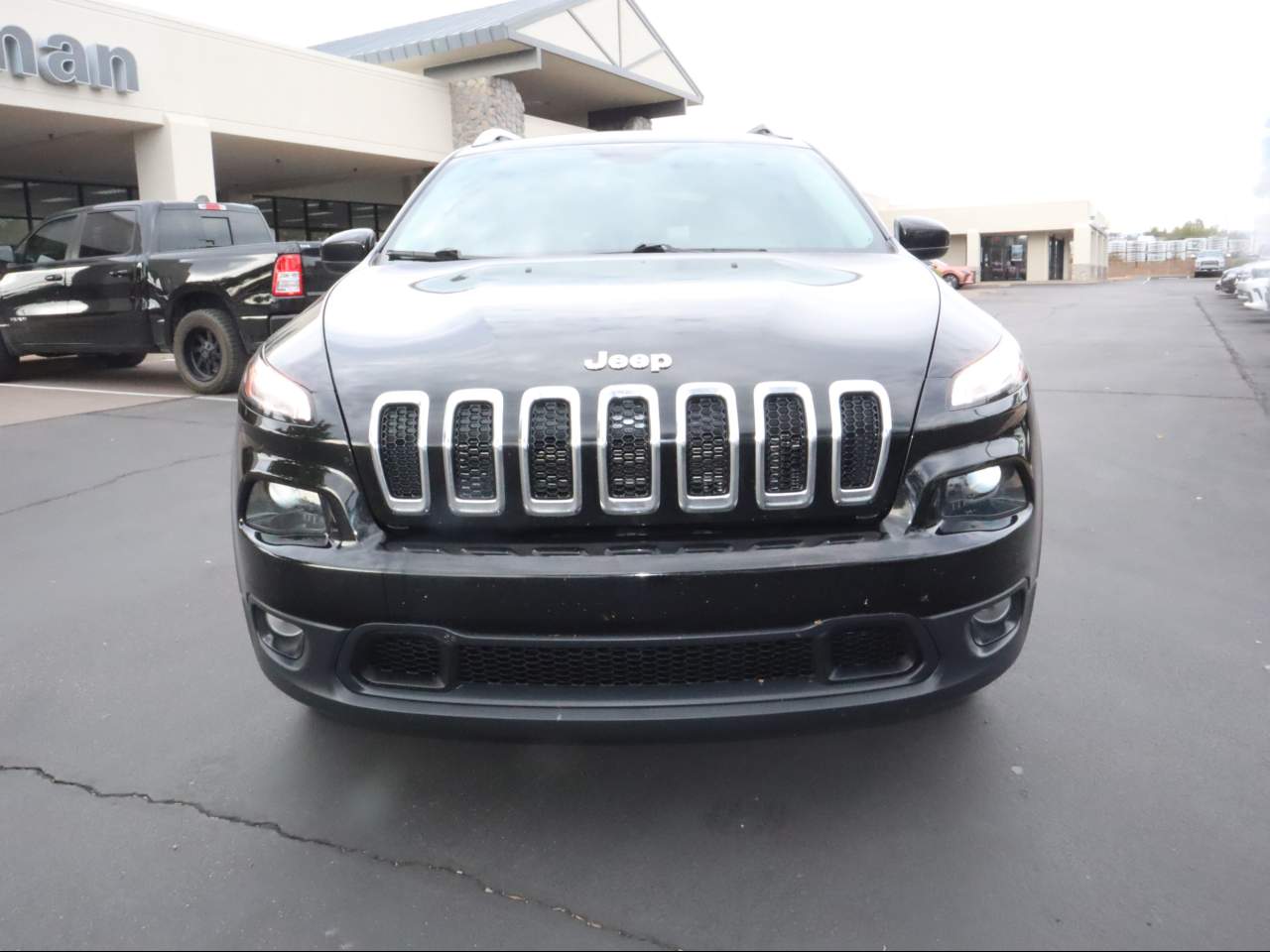 Used 2018 Jeep Cherokee Latitude with VIN 1C4PJMCX0JD578086 for sale in Payson, AZ