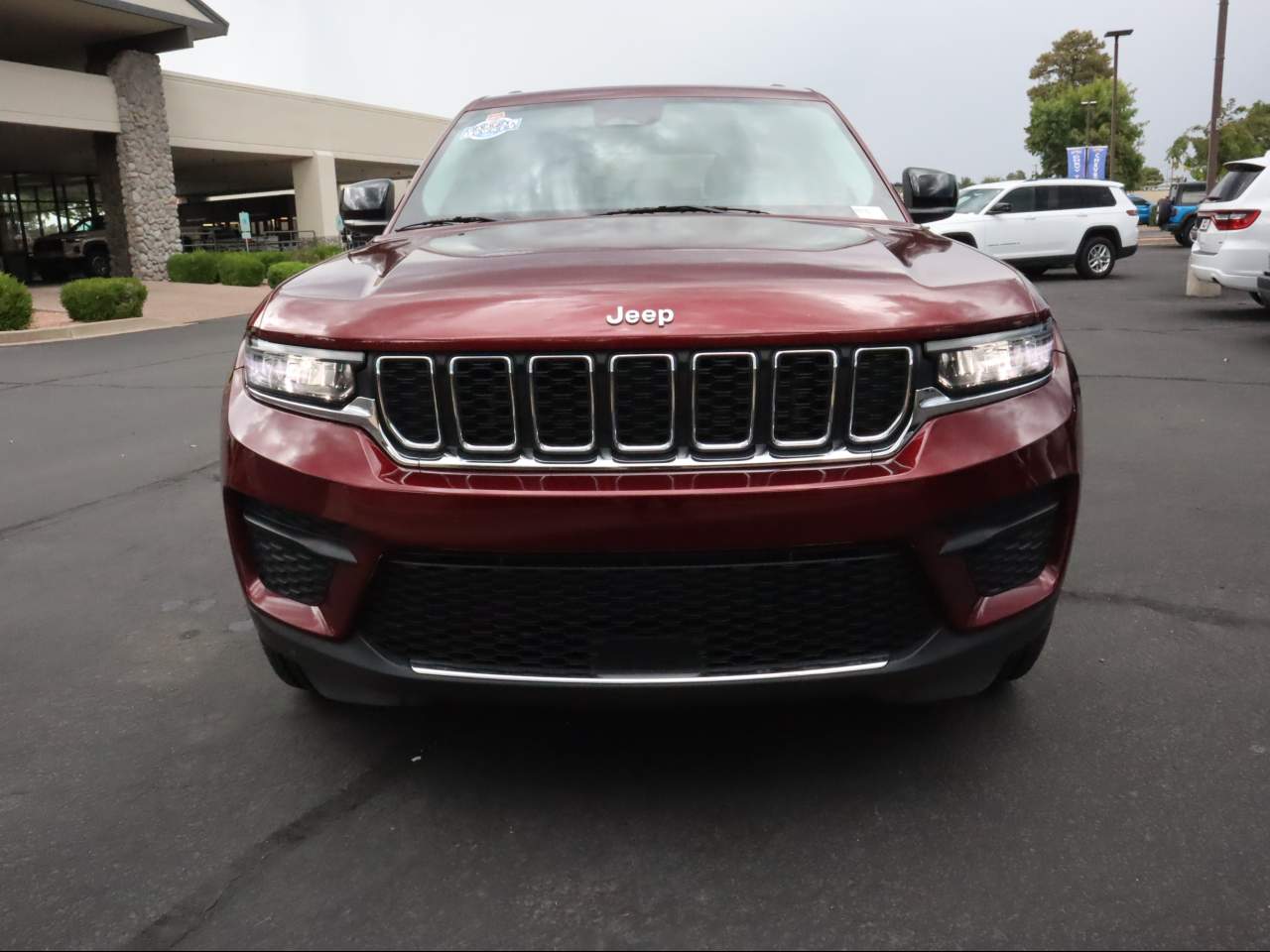 2022 Jeep Grand Cherokee Laredo