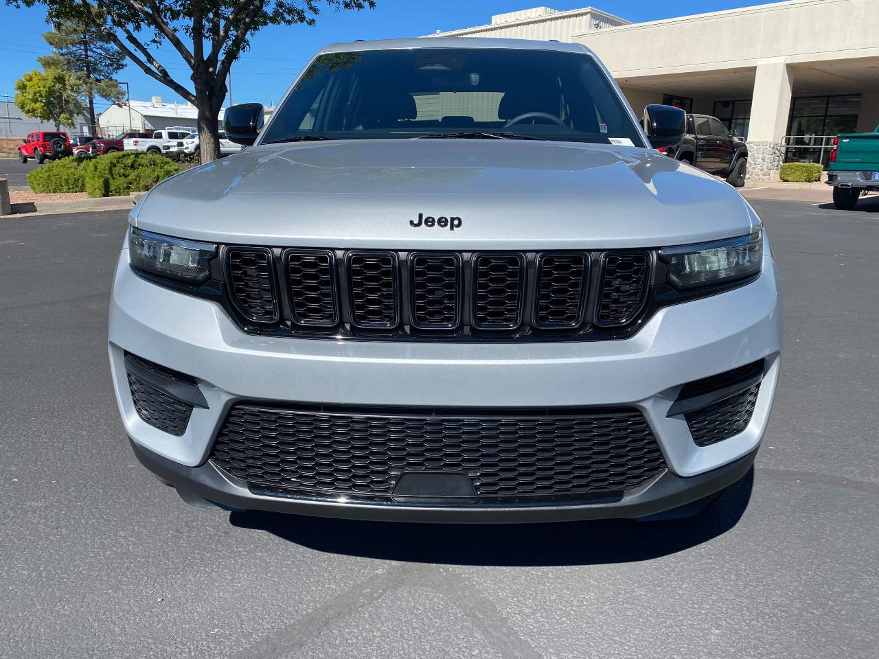 2024 Jeep Grand Cherokee Altitude