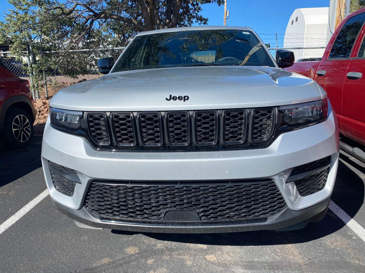 2024 Jeep Grand Cherokee Altitude