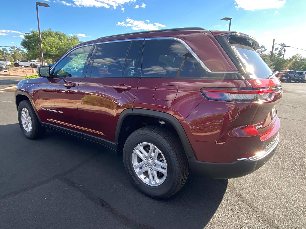 2025 Jeep Grand Cherokee Laredo - Photo 6