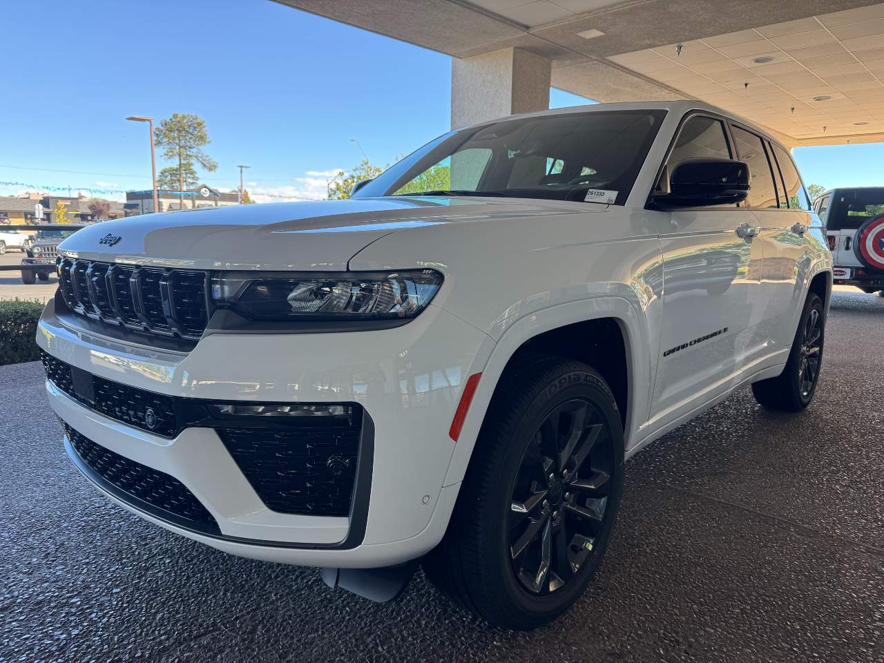 2026 Jeep Grand Cherokee Limited Reserve
