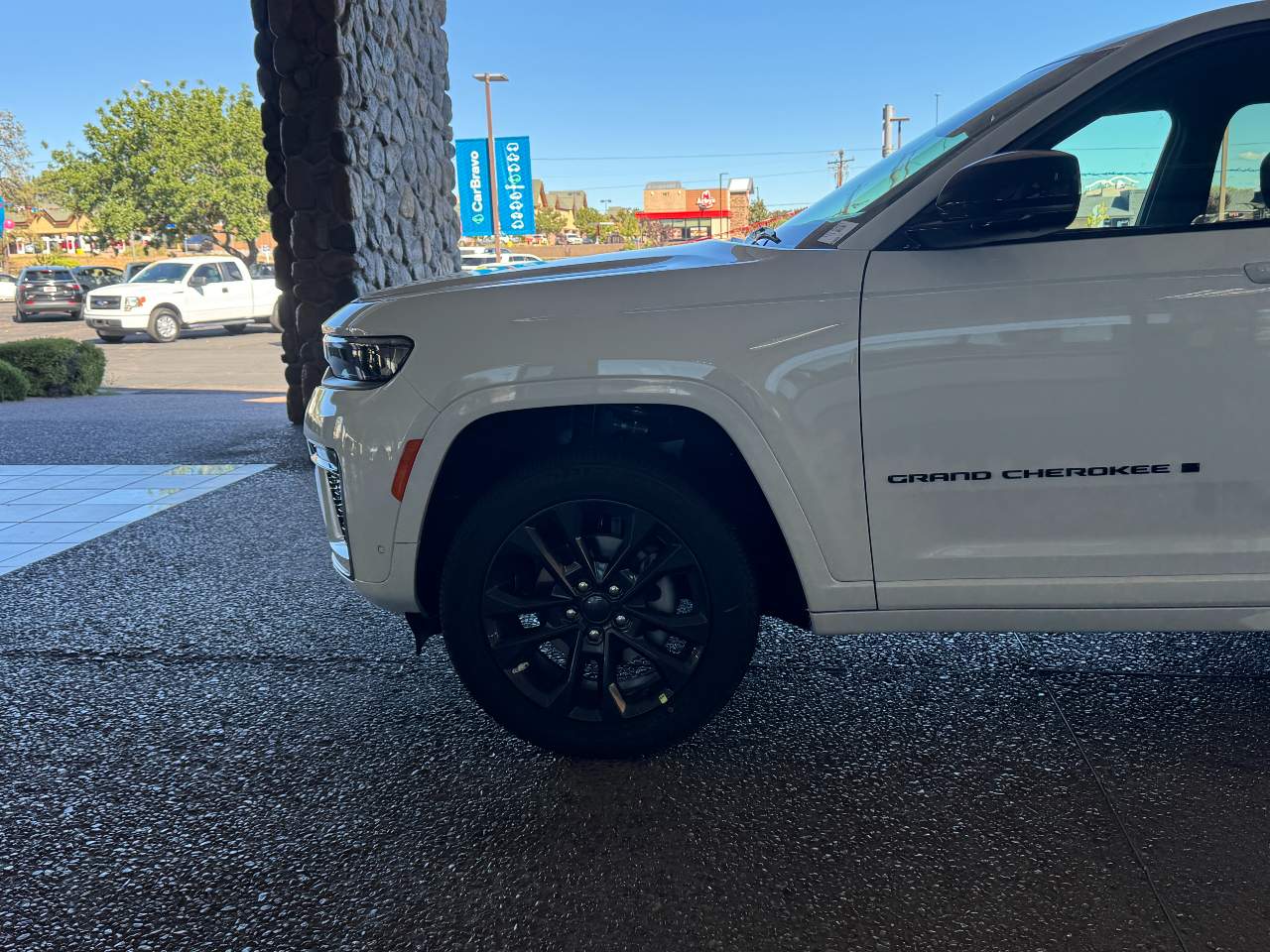 2026 Jeep Grand Cherokee Limited Reserve