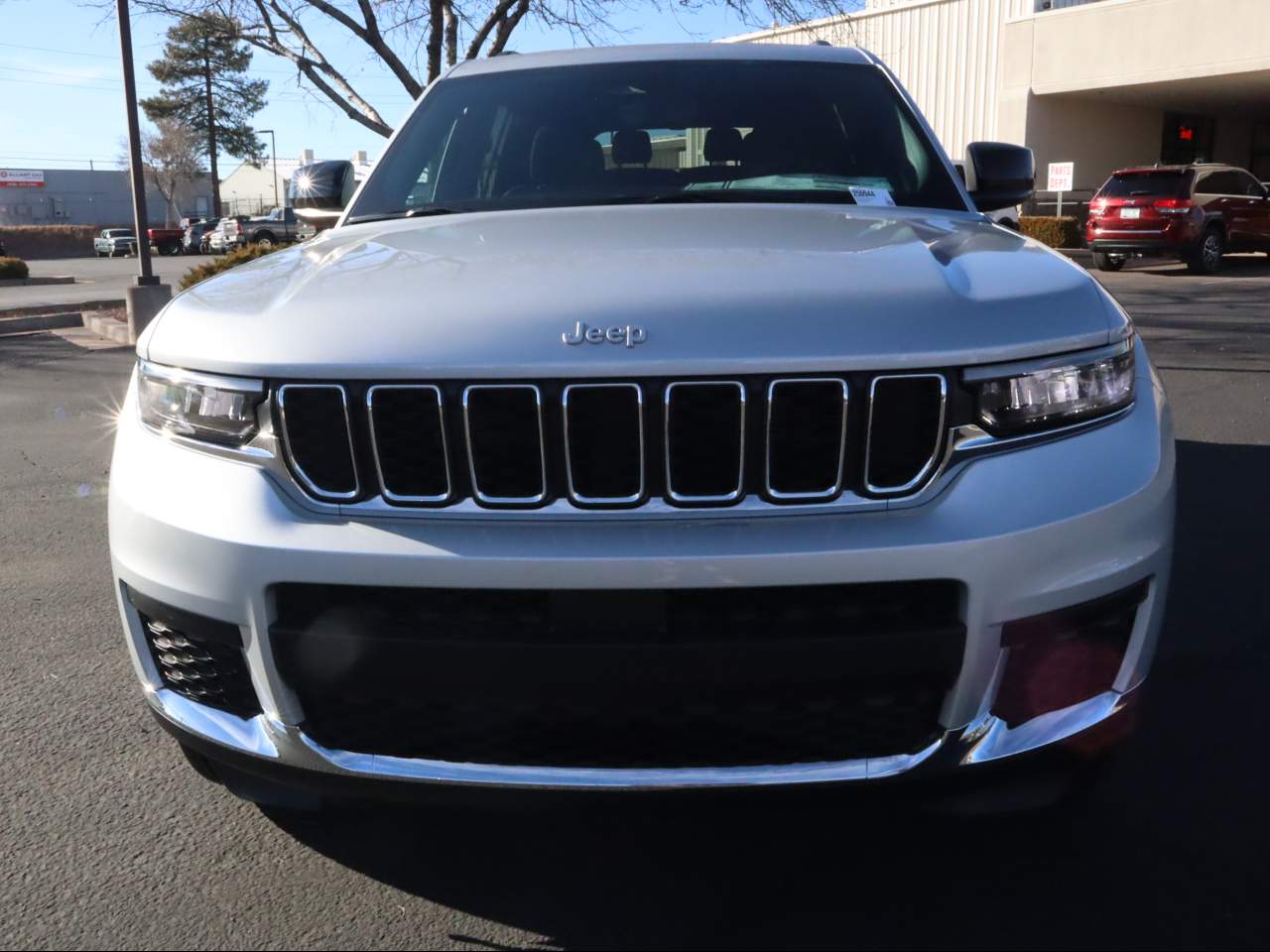 2025 Jeep Grand Cherokee L Laredo