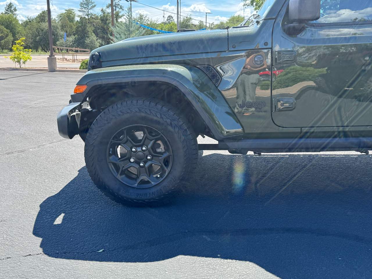 2023 Jeep Gladiator Willys Crew Cab