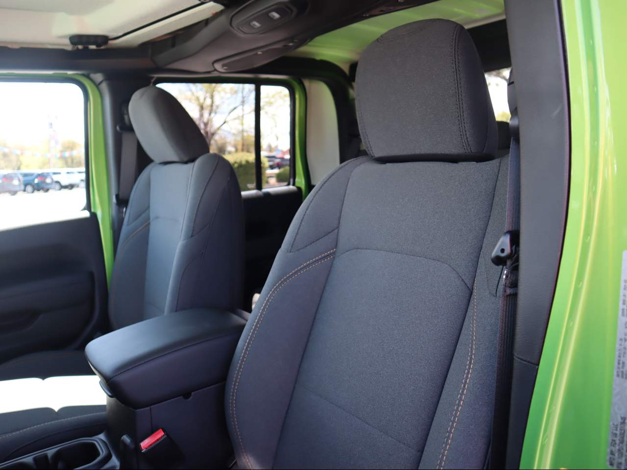 2025 Jeep Gladiator Nighthawk - Photo 9