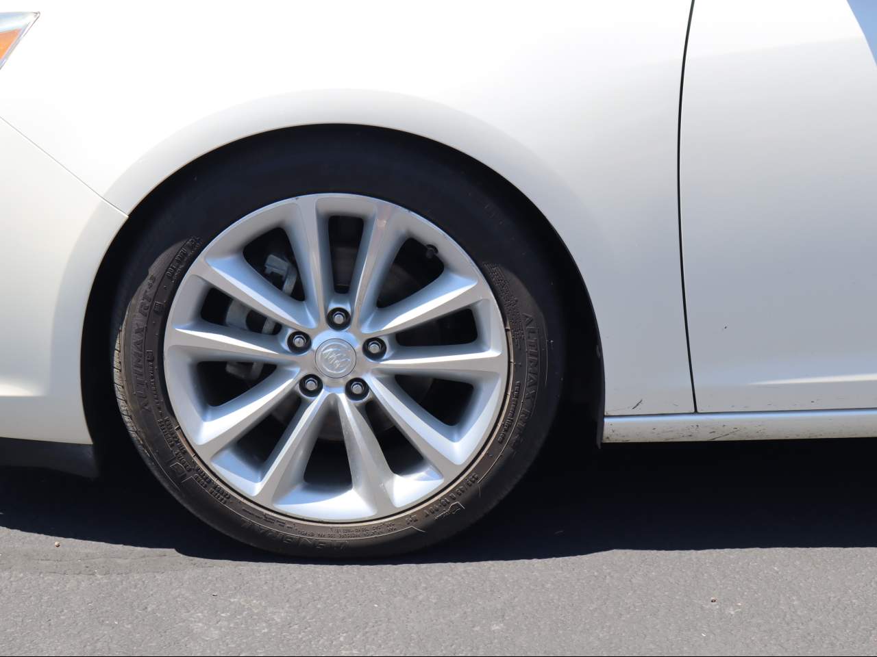 2012 Buick Verano Leather Group