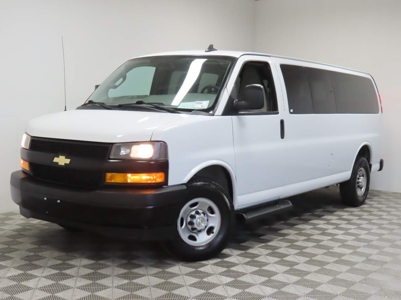 2023 Chevrolet Express LS 3500