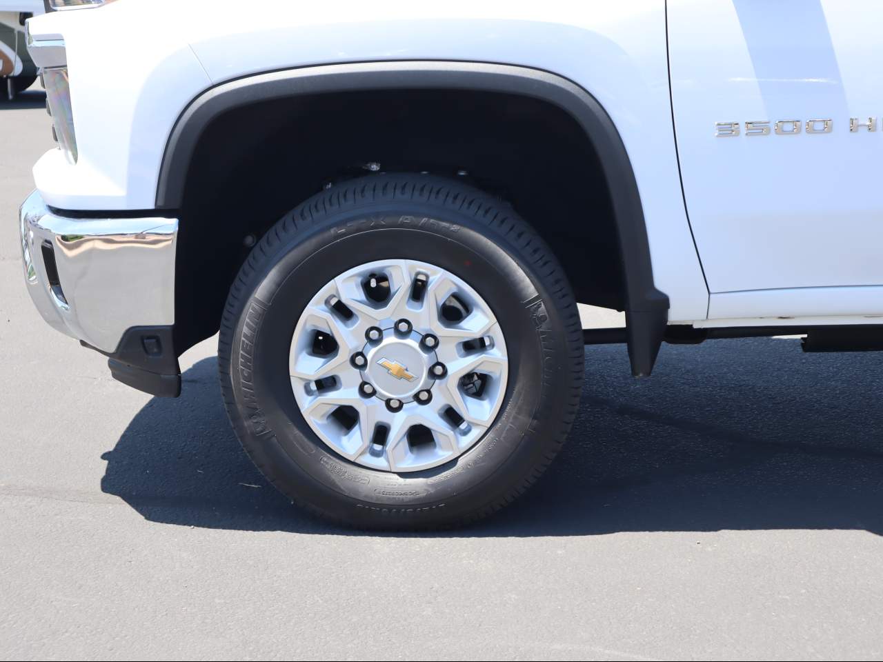 2025 Chevrolet Silverado 3500HD LT Crew Cab
