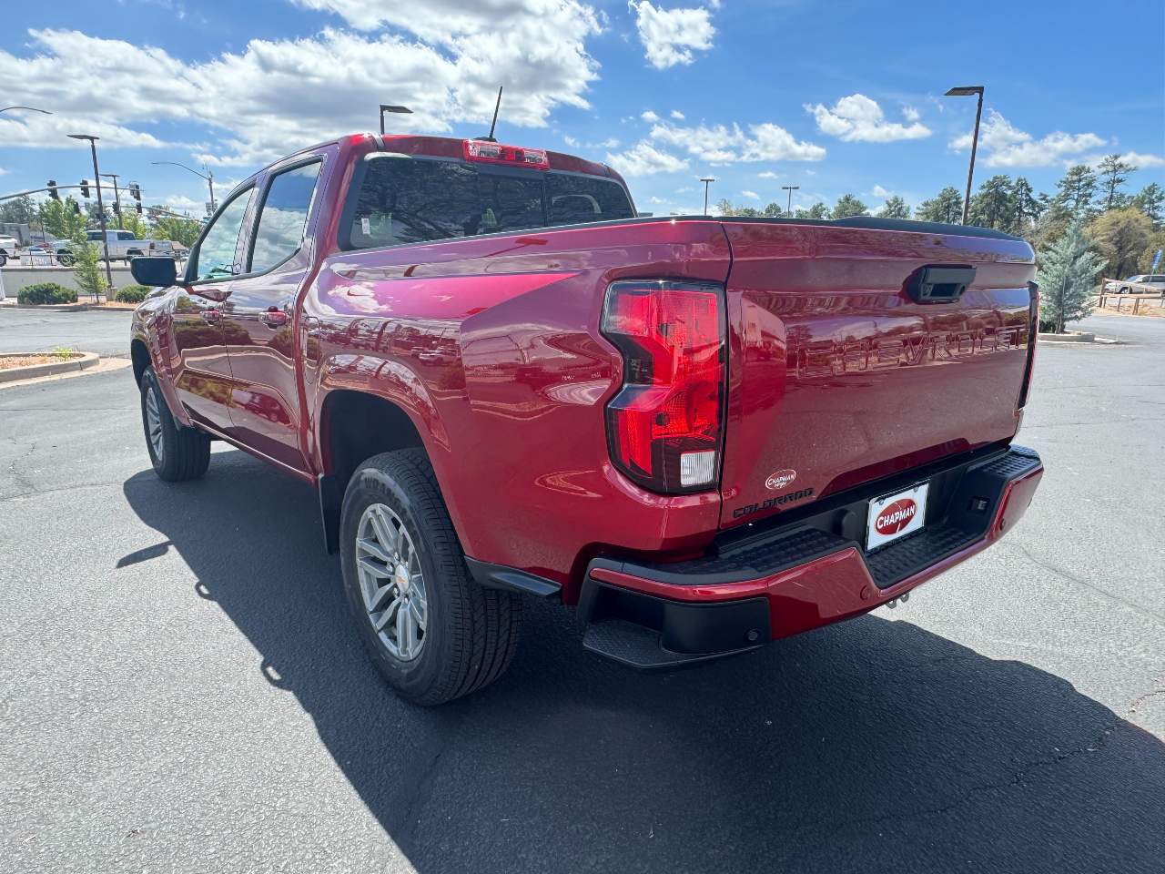 View vehicle photo 6