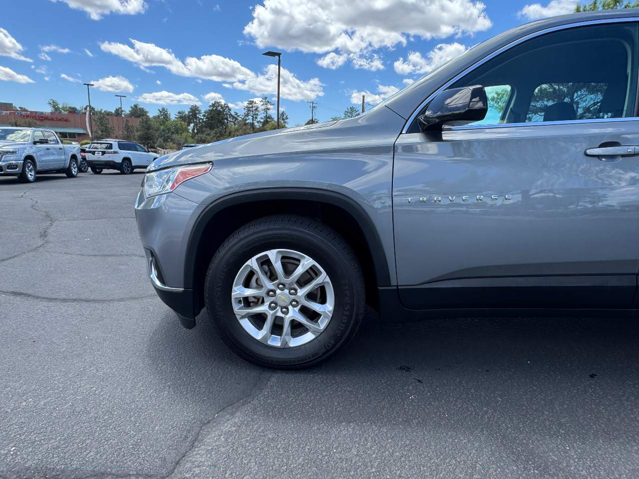 2020 Chevrolet Traverse LS
