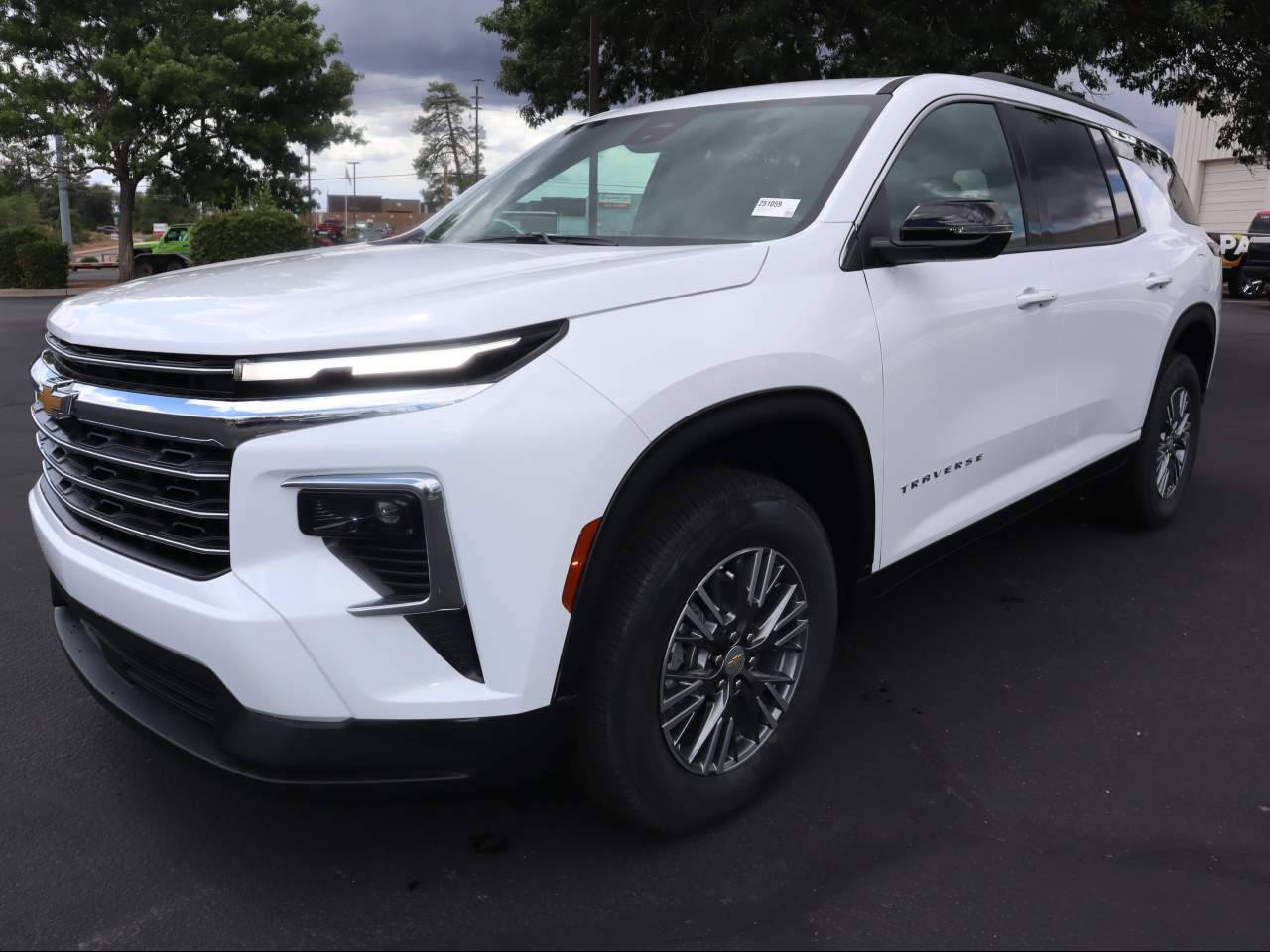 2025 Chevrolet Traverse 1LT