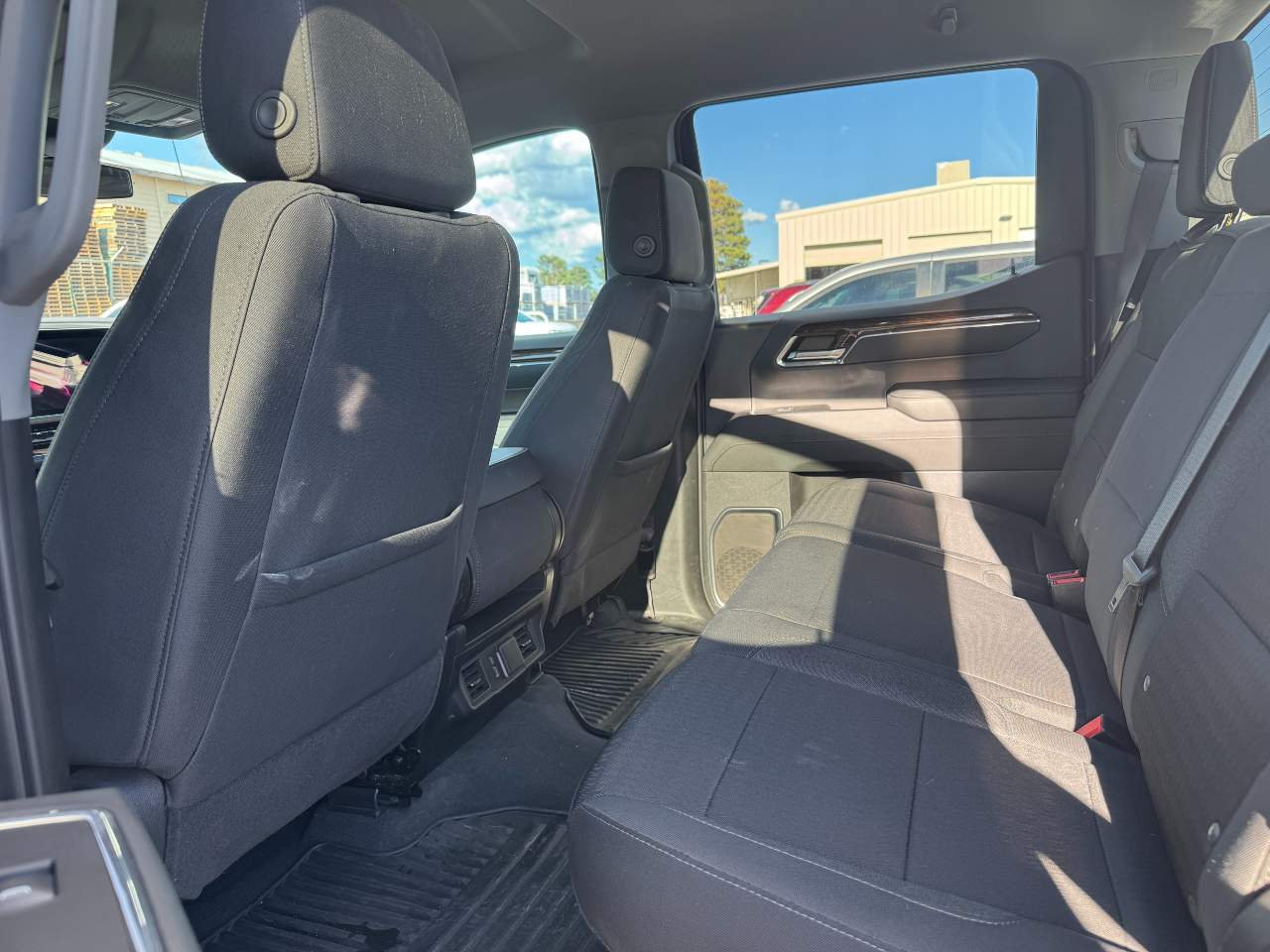 2023 GMC Sierra 1500 SLE Crew Cab