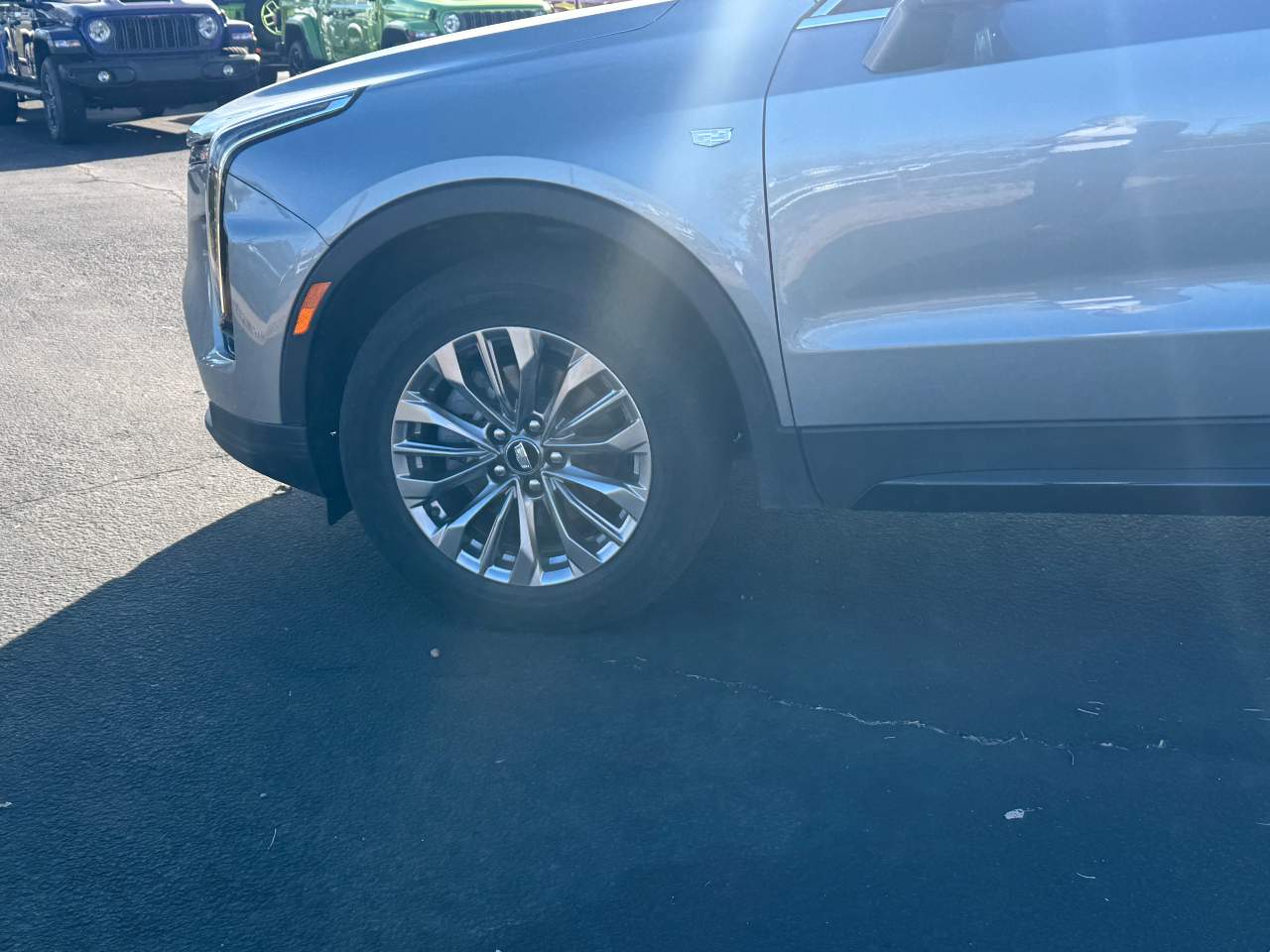 2024 Cadillac XT4 Premium Luxury