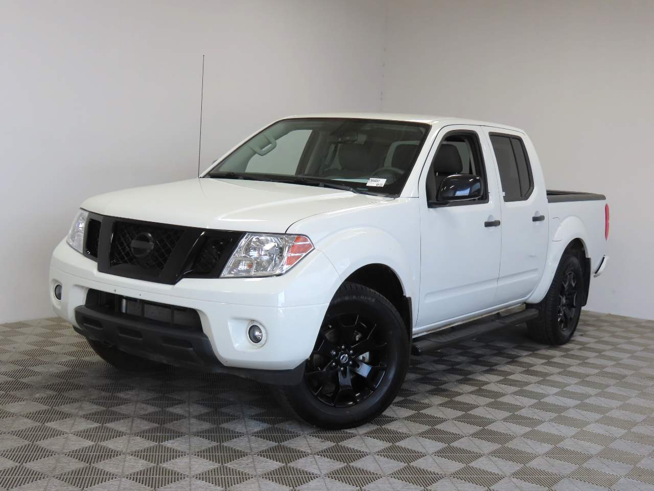 2021 Nissan Frontier SV Crew Cab