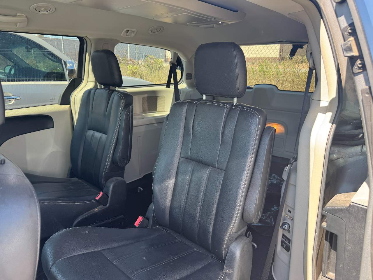2016 Chrysler Town and Country Touring