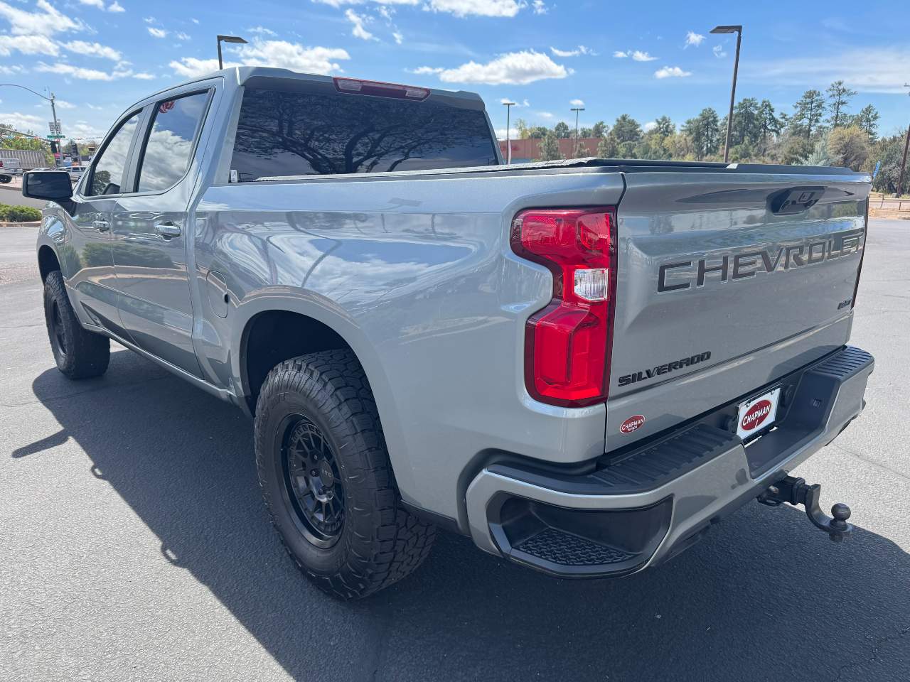 View vehicle photo 6