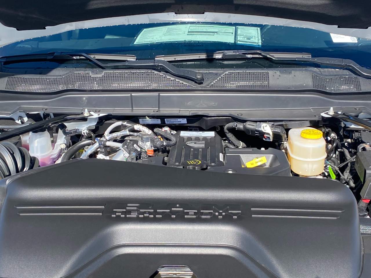 2026 RAM 3500 Tradesman - Photo 12