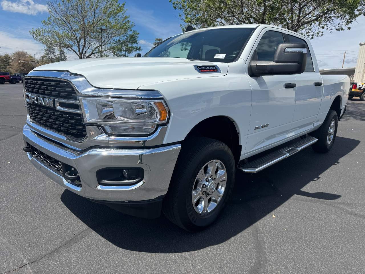 Bright White Clear Coat 2024 RAM 2500 Big Horn Crew Cab 4WD Pickup Truck Four-Wheel Drive 6-Speed Automatic