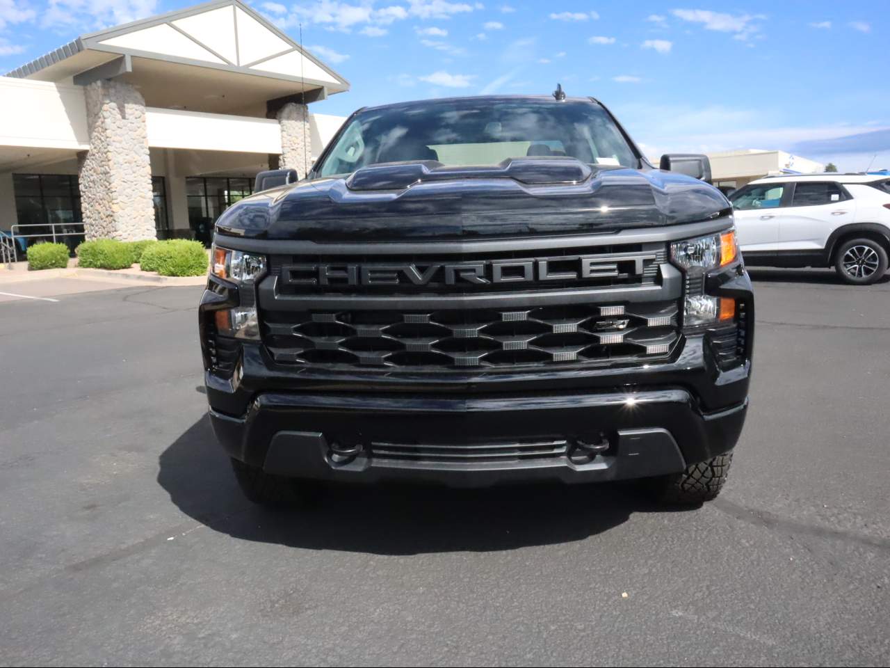 2024 Chevrolet Silverado 1500 Crew Cab Custom Trail Boss 4WD