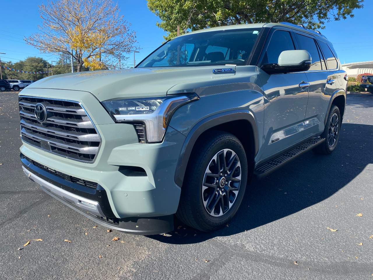 2024 Toyota Sequoia SR5
