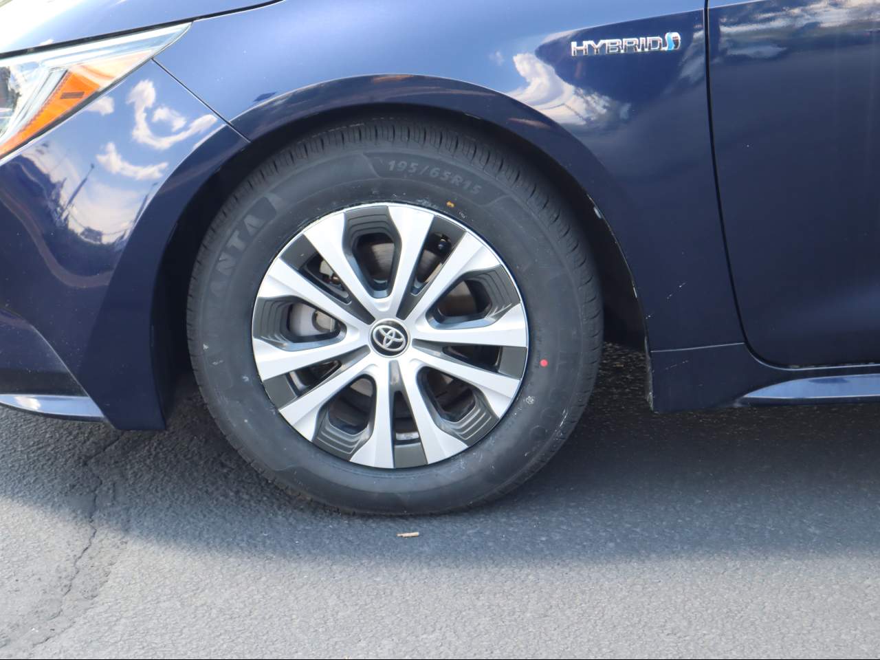 2020 Toyota Corolla Hybrid LE