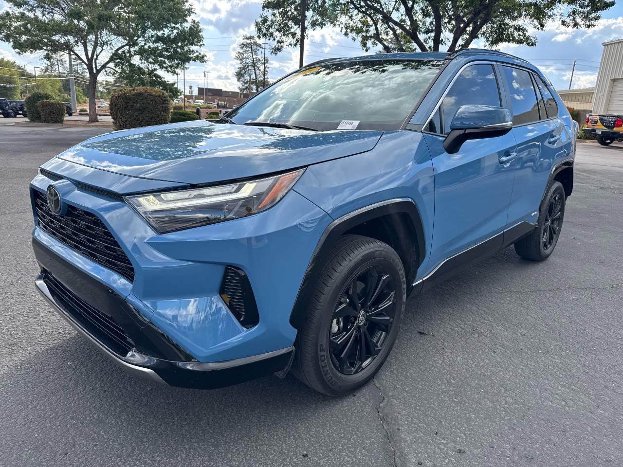 2025 Toyota RAV4 Hybrid SE