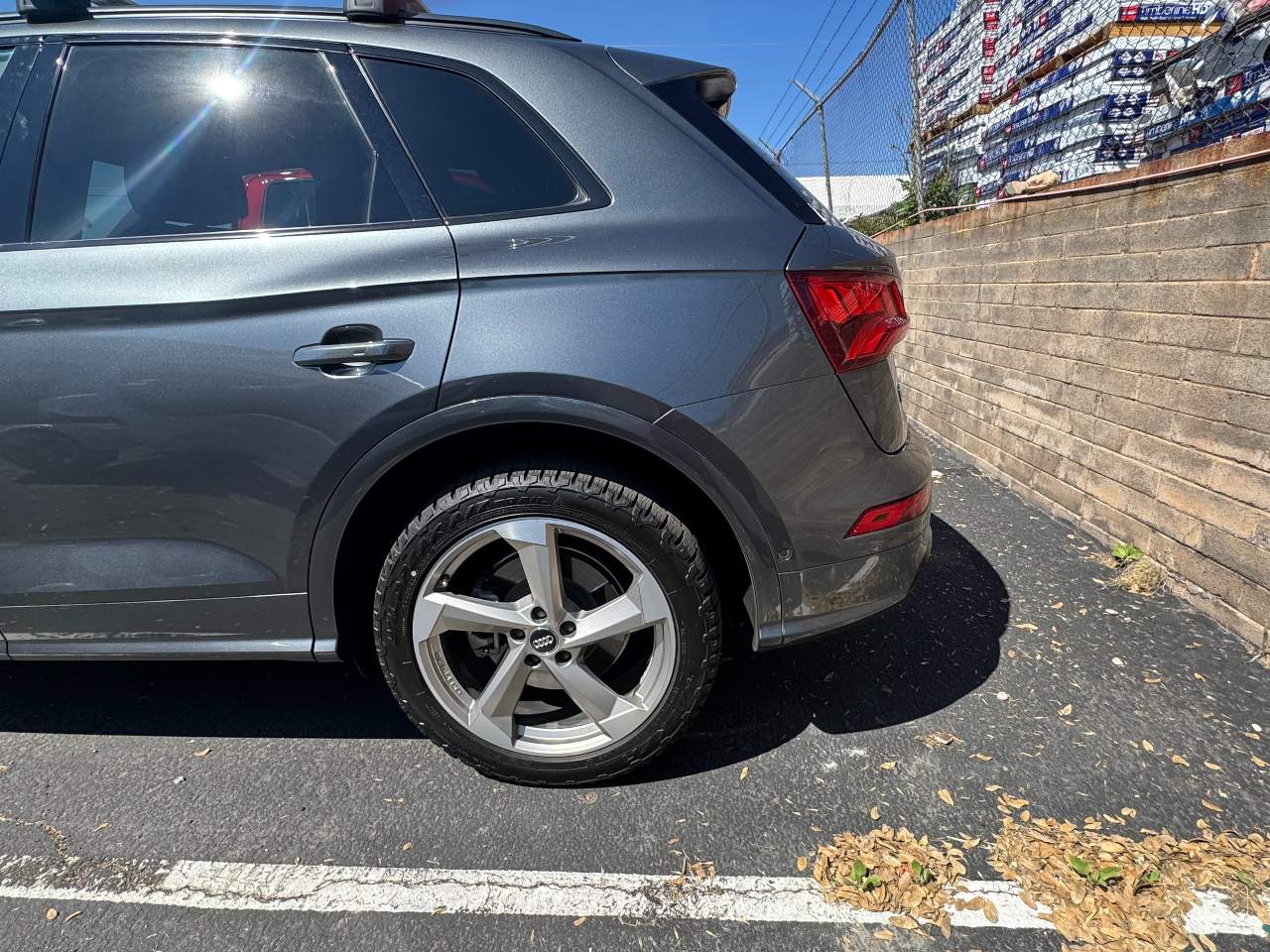 2020 Audi Q5 quattro Titanium Prestg 45 TFSI
