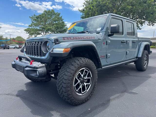 2024 Jeep Gladiator