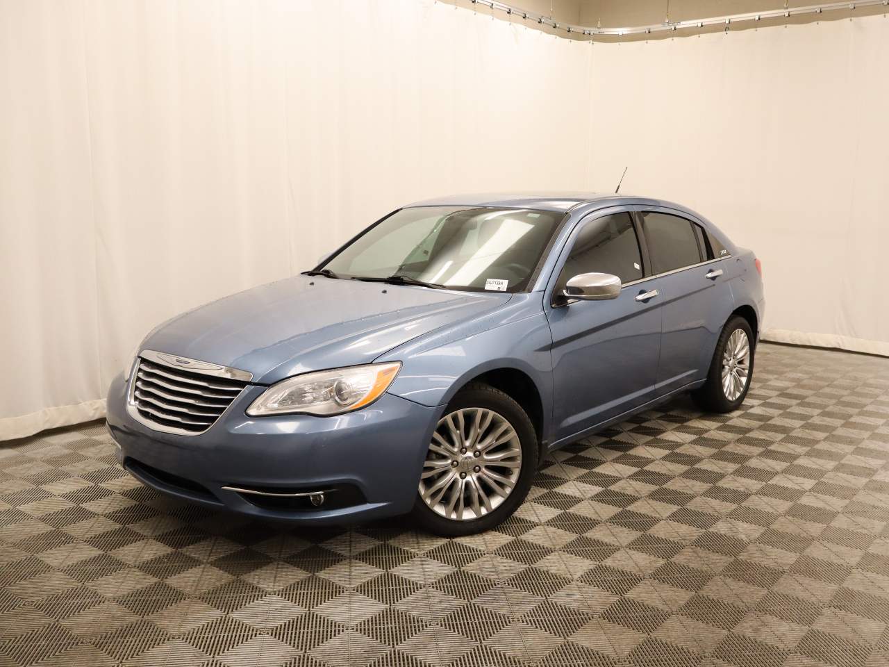 2011 Chrysler 200 Limited