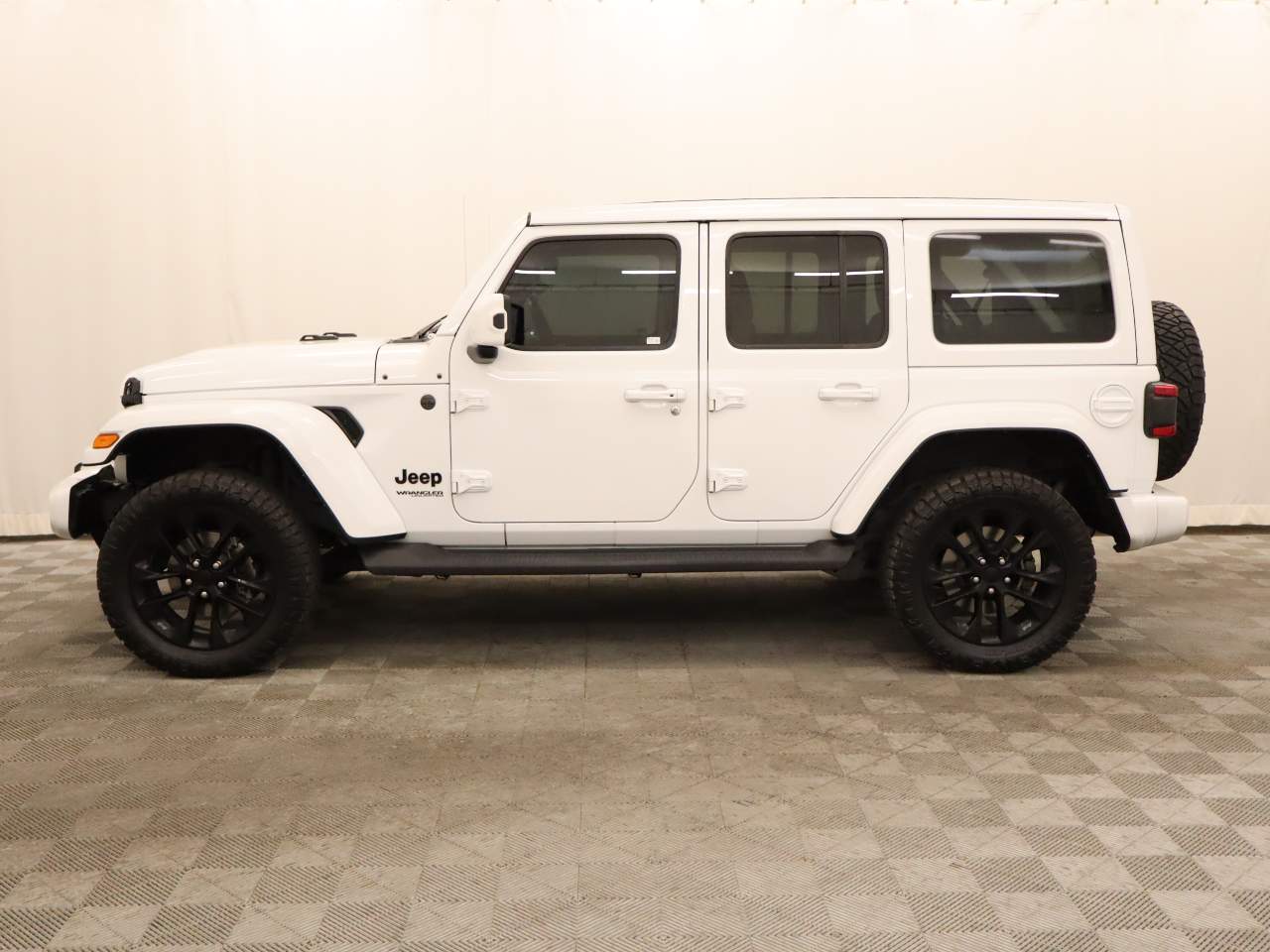 2021 Jeep Wrangler Unlimited Sahara Altitude