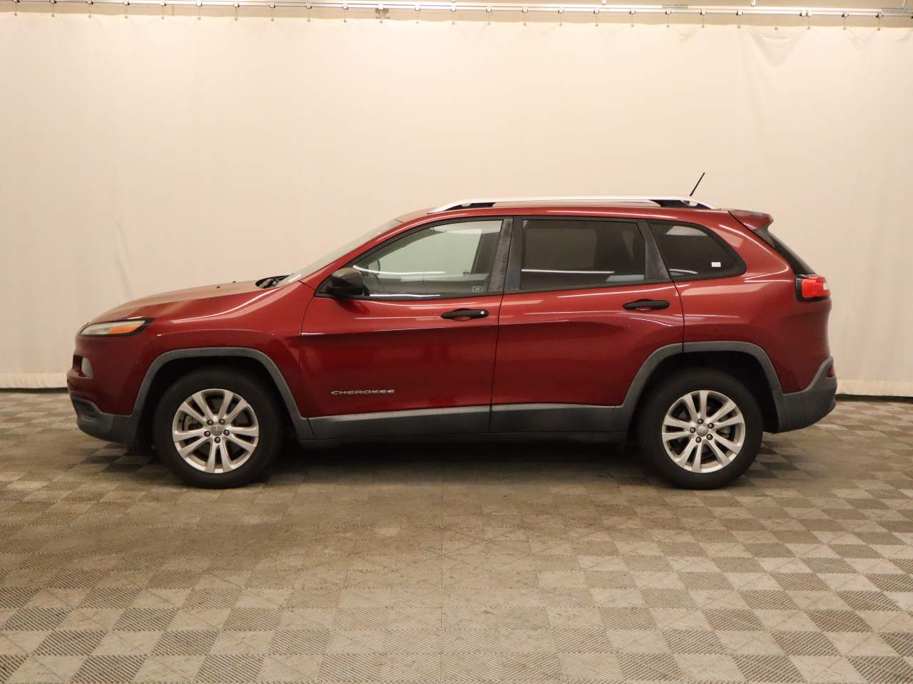 2015 Jeep Cherokee Sport