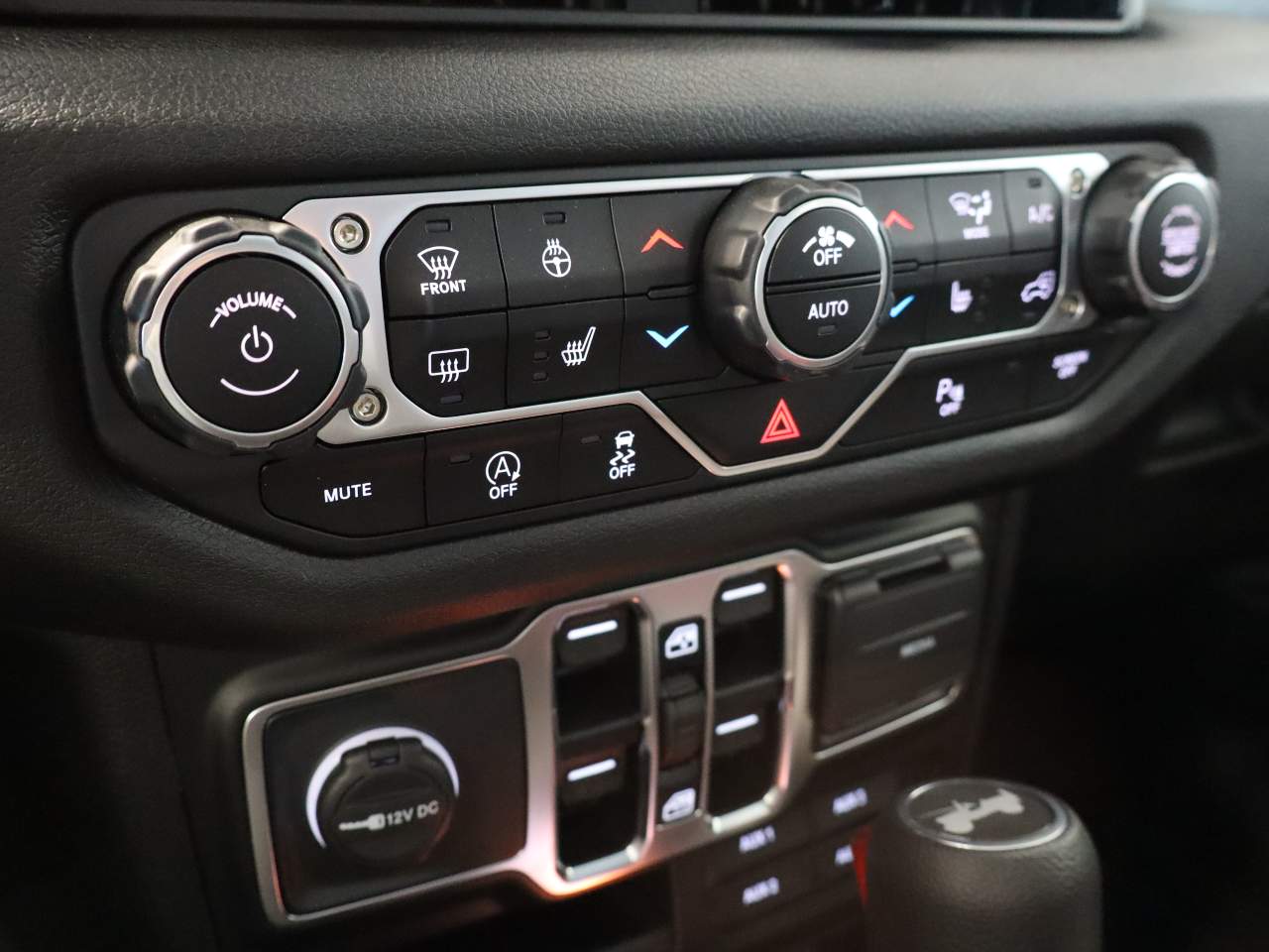 2025 Jeep Wrangler 4-Door Sport S - Photo 19