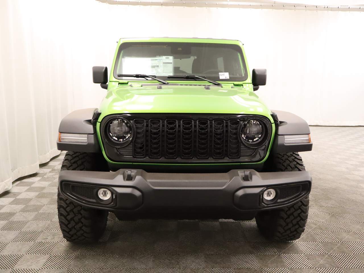 2025 Jeep Wrangler Sport 4dr