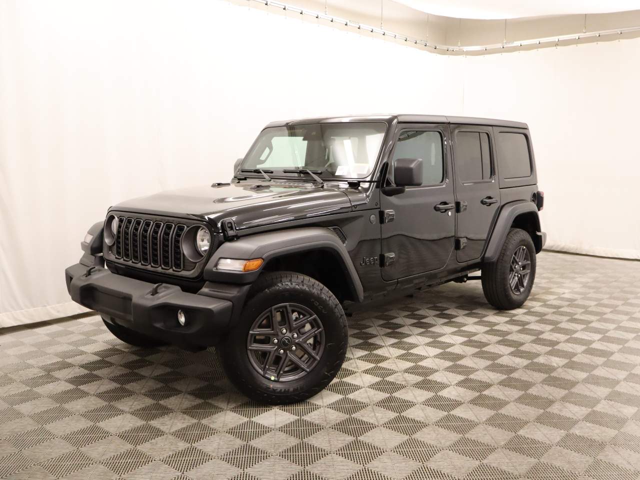 2025 Jeep Wrangler Sport 4dr