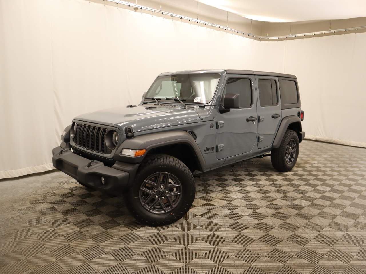 2024 Jeep Wrangler Sport 4dr