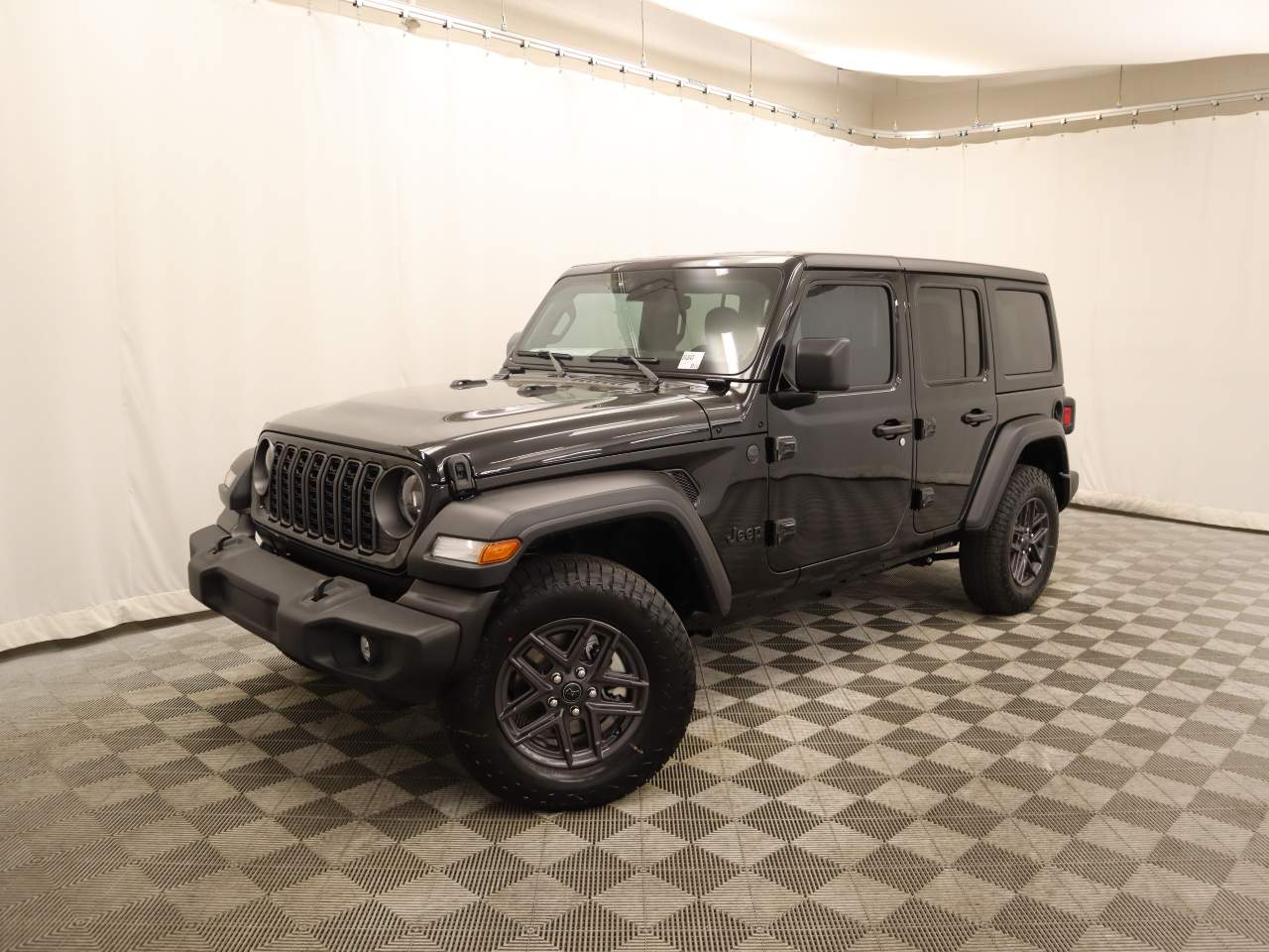 2024 Jeep Wrangler Sport 4dr