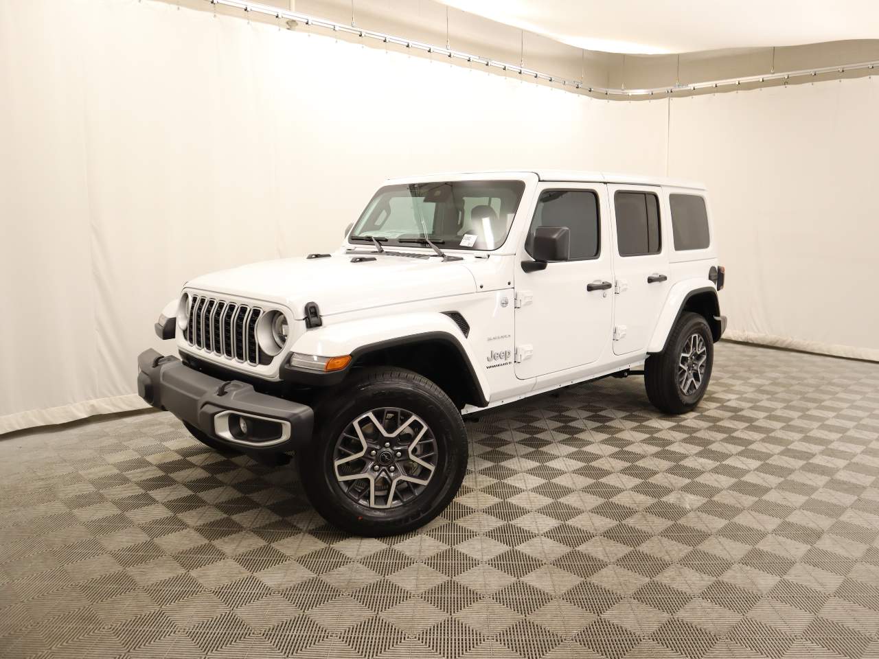 2024 Jeep Wrangler Sahara 4dr