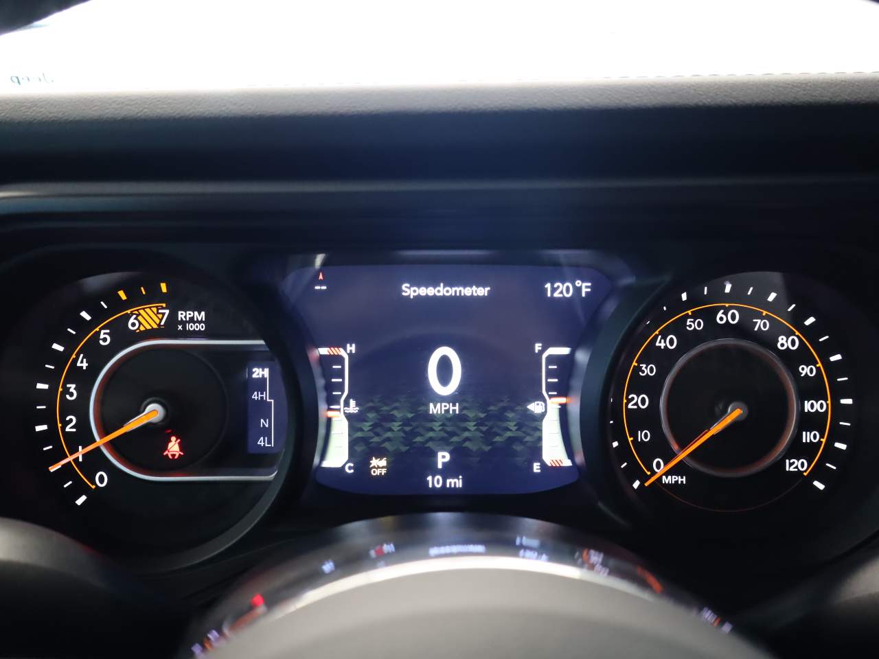2025 Jeep Wrangler Sahara 4dr
