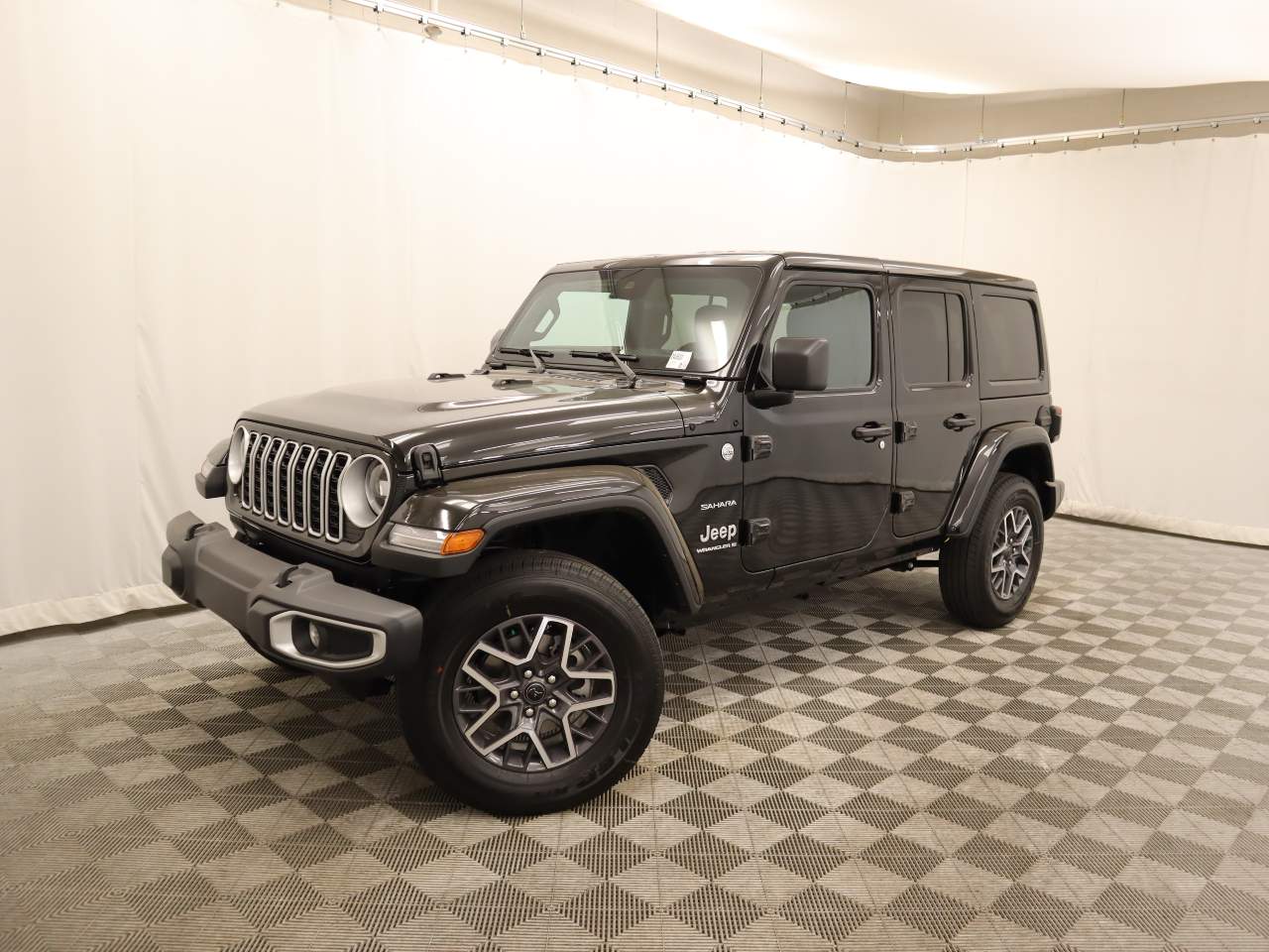 2024 Jeep Wrangler Sahara 4dr