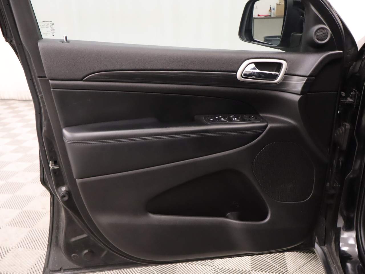 2020 Jeep Grand Cherokee Laredo E