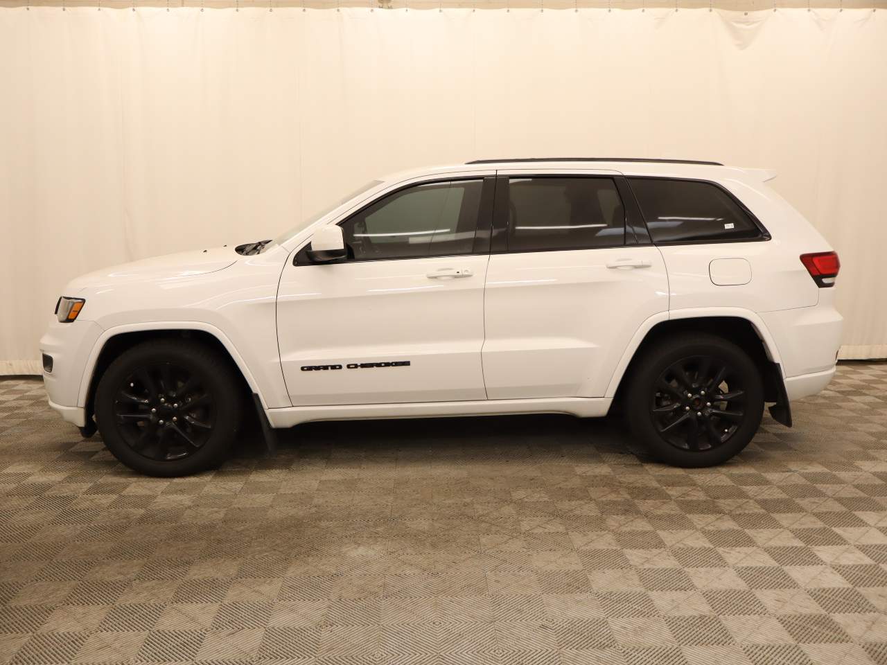 2017 Jeep Grand Cherokee Altitude