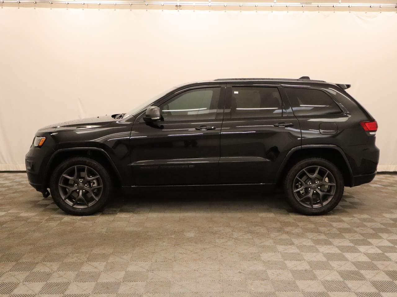 2021 Jeep Grand Cherokee 80th Anniversary Edition