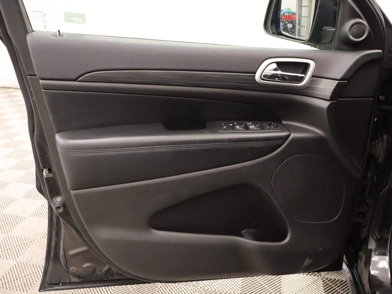 2019 Jeep Grand Cherokee Laredo E