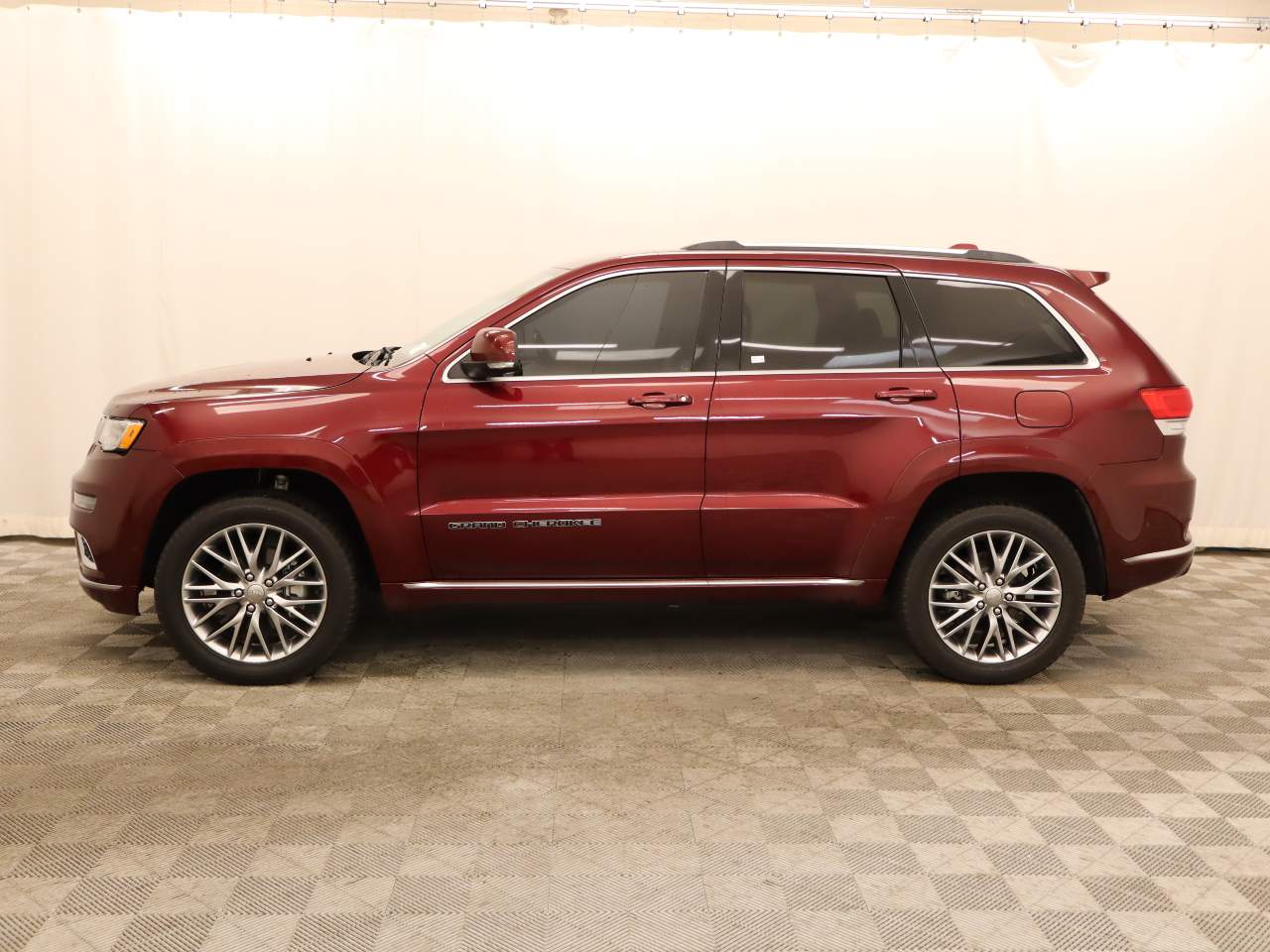 2018 Jeep Grand Cherokee Summit