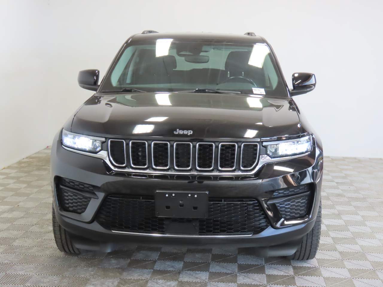 2022 Jeep Grand Cherokee Laredo